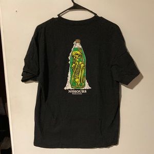No Hours men’s tee L